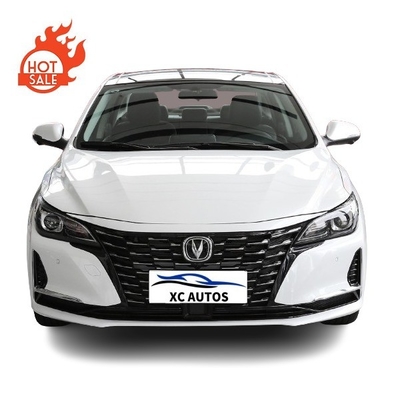 Compacto 2022 Changan Ruicheng CC 1.4T Sedan DCT con la suspensión delantera Macpherson