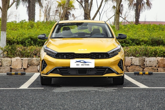 Lámpara delantera directa K3 2024 Kia con accionamiento FWD y potencia máxima de 100-150 PS