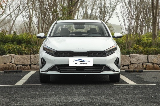 Lámpara delantera directa K3 2024 Kia con accionamiento FWD y potencia máxima de 100-150 PS
