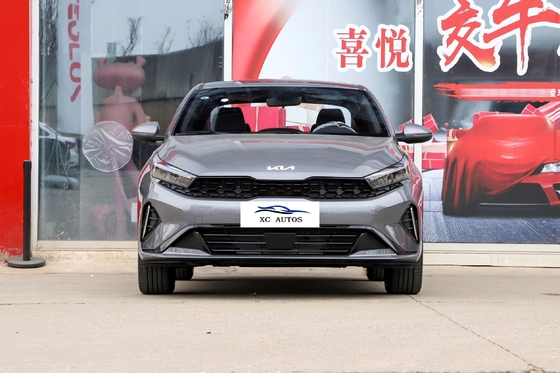 Lámpara delantera directa K3 2024 Kia con accionamiento FWD y potencia máxima de 100-150 PS