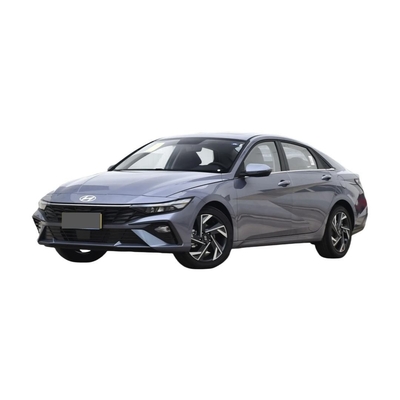 Hyundai Elantra N 2017 2019 Accesorios Coche con neumático tamaño 225/45 R17 y 5 asientos