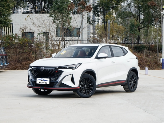 2024 Changan X5 Plus 1.5t Dct Le Xiang Modelo de lanzamiento con volante multifunción
