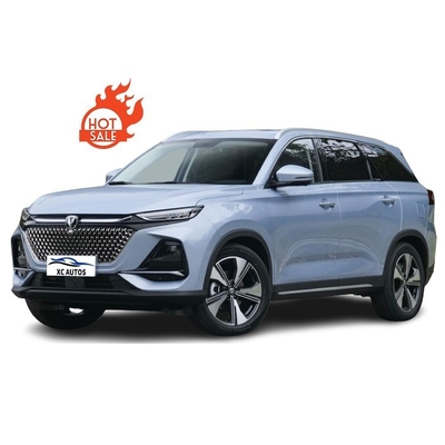 Changan X7 Plus 1.5T SUV inteligente de doble embrague 24 modelos 5 asientos Frente de disco Frente de disco trasero