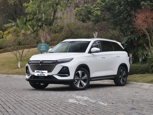 Changan X7 Plus 1.5T SUV inteligente de doble embrague 24 modelos 5 asientos Frente de disco Frente de disco trasero