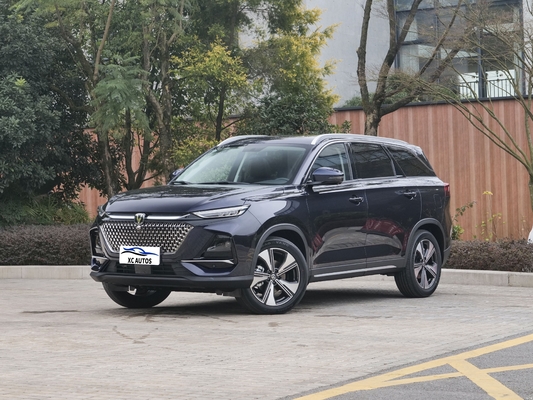 Changan X7 Plus 1.5T SUV inteligente de doble embrague 24 modelos 5 asientos Frente de disco Frente de disco trasero