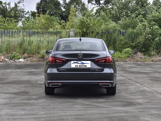 Changan RAETON CC Luxury Compact Car 1.5DCT 7 velocidad sedán con sistema de dirección eléctrica
