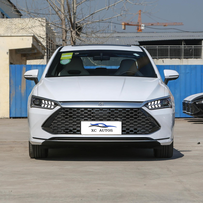 Potencia máxima 150-200PS BYD Qin Plus Dm-I Vehículo eléctrico híbrido Sedan Dirección izquierda