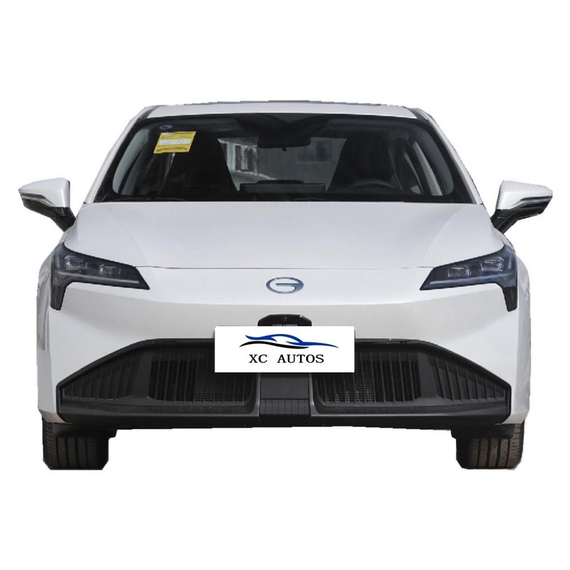 4 puertas 5 asientos AION Coche usado Coche eléctrico con dirección izquierda y techo solar