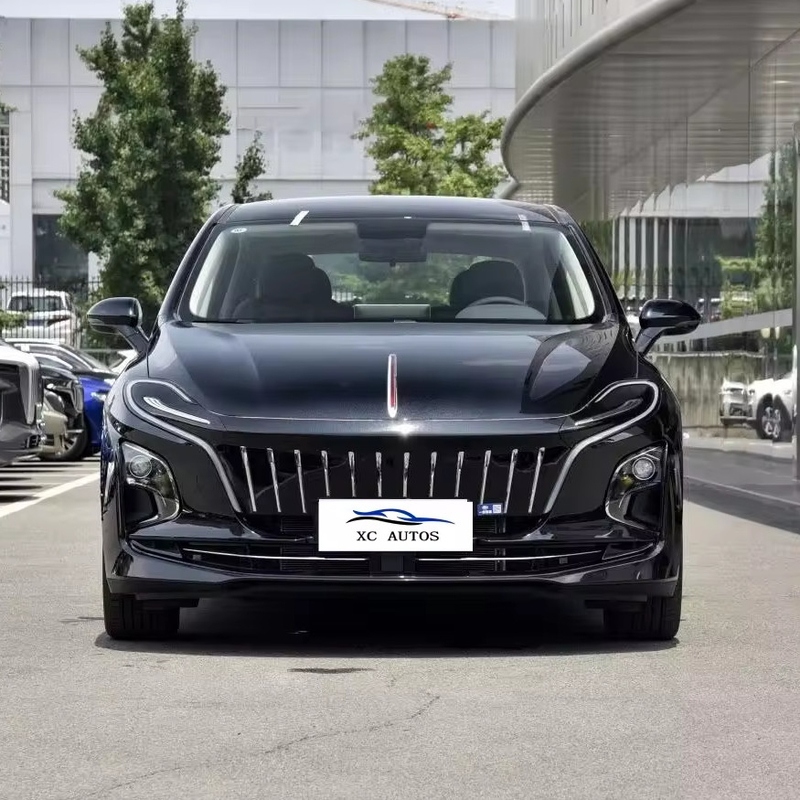 2023 Hongqi E-QM5 eléctrico puro de 5 asientos Color negro de 4 puertas 5 asientos para el mercado ruso