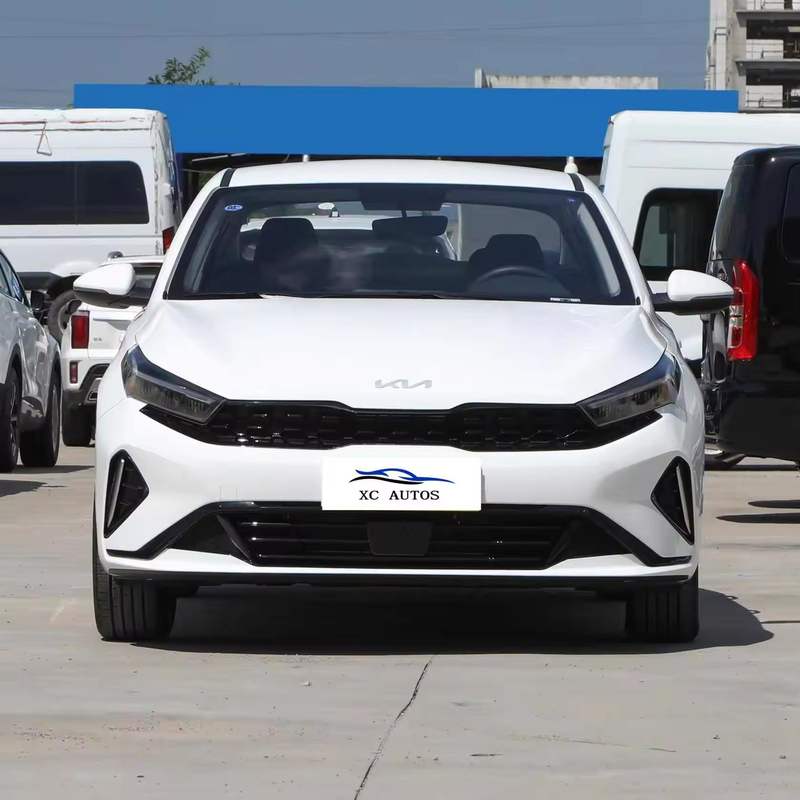 Kia K5 GT-Line Limousine 2023 Coches usados Gasolina 5 asientos Limousine Coche hecho en K5 y GT-Line