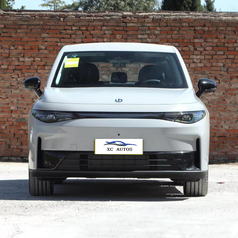 Leapmotor C01 2023 Modelo 525 Comfort Vehículo eléctrico de alta velocidad con radar delantero 4 trasero 4