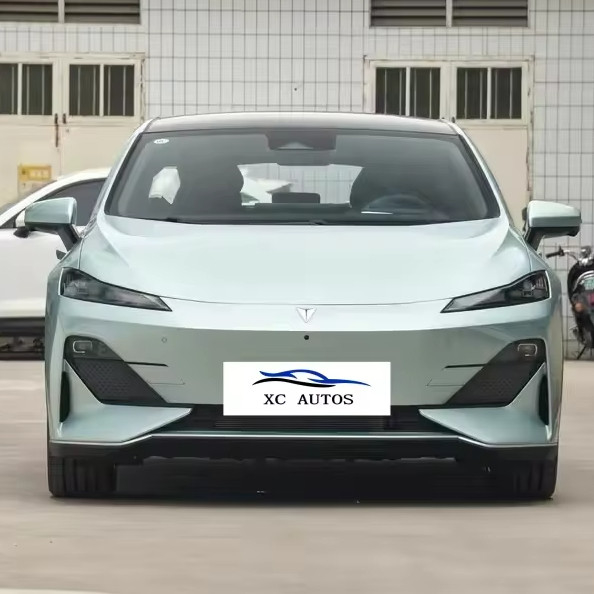 Changan SL03 EV Coches 5 Puertas 5 Asientos Hatchback Energía Eléctrica China Deepal Automóvil