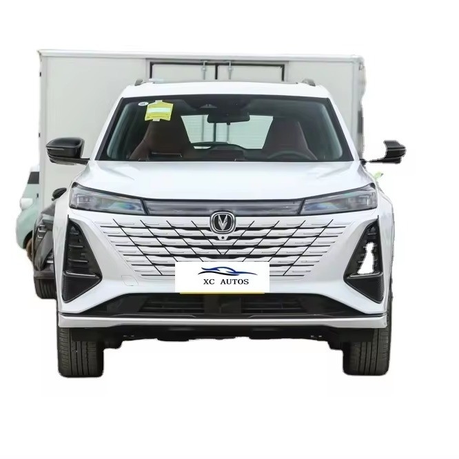 SUV 2024 3ra generación Campeón Editar 2.0T Automático con motor de conducción inteligente Ver. 2.0T 233hp L4 CHANGAN CS75 PLUS gasolina