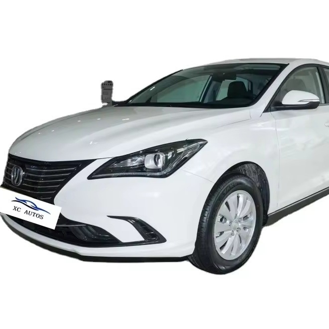 2024 Chongqing Hecho en Eado EV460 Zhixing versión de taxi Fosfato de hierro de litio 205/60 R16