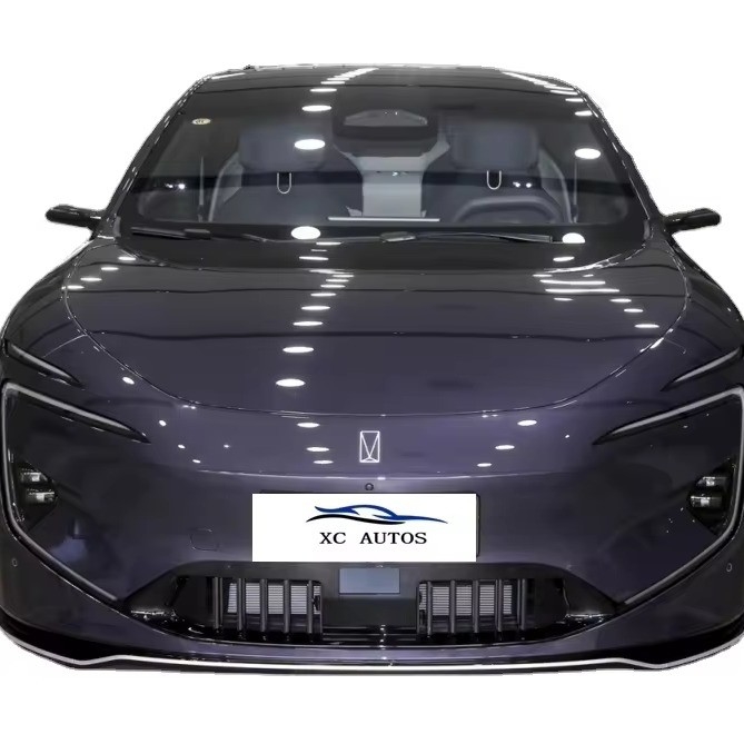 2024 700 Triple Laser Rear Drive Luxury Mediano y Gran Coche de 4 puertas y 5 asientos