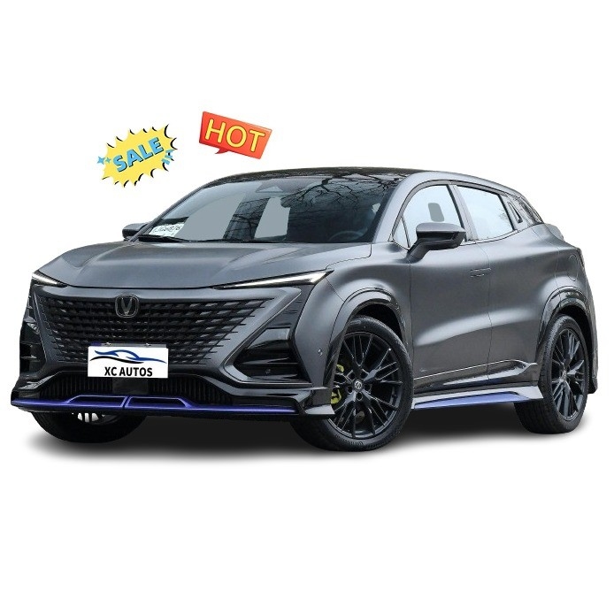 Changan Uni-T 1.5T 2.0T 188HP 138KW 300NM SUV compacto de gas / gasolina con techo solar panorámico