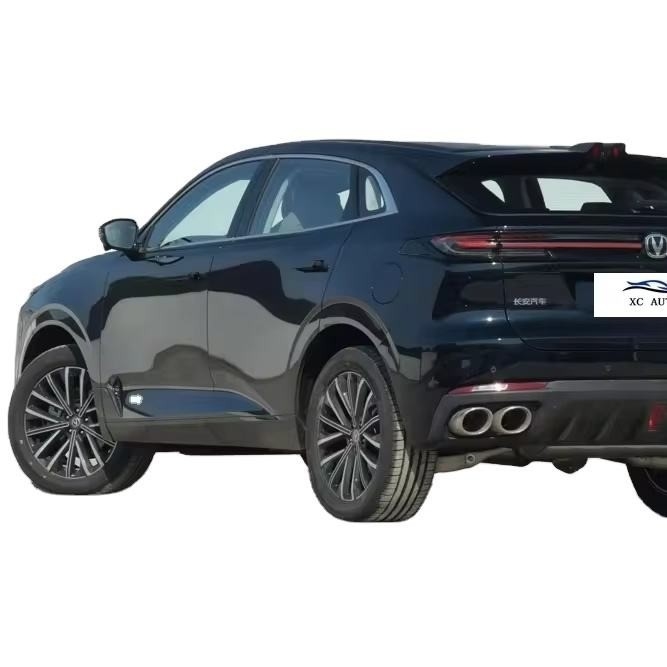 2023 Changan UNI-K Hybrid SUV Modelo de lujo con techo solar panorámico y manual de gasolina